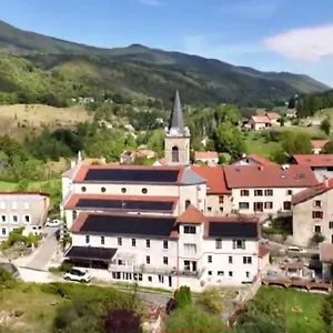  Hébergement de vacances Magnifique Maison Renovee, 10pers France